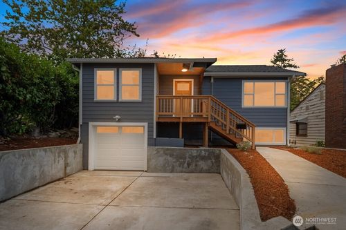 4623 49th Ave S, Seattle, WA, 98118-1457 | Card Image