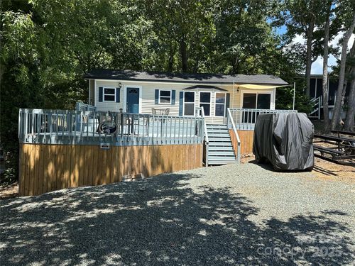 112 Cardinal Dr N, New London, NC, 28127 | Card Image