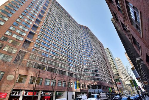 2721-211 E Ohio St, Chicago, IL, 60611-3263 | Card Image