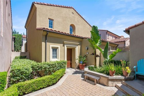 7 Nature, Irvine, CA, 92620-3828 | Card Image