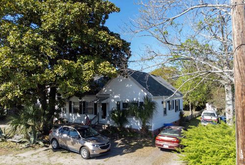 406 13th Ave. S, Myrtle Beach, SC, 29577 | Card Image