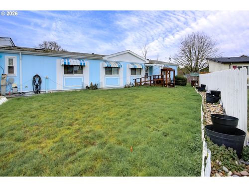 800 Mathias Ct, Molalla, OR, 97038-9100 | Card Image