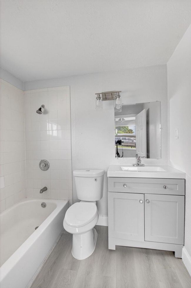 323 S E St, Home with 0 bedrooms, 0 bathrooms and null parking in Lake Worth Beach FL | Image 18