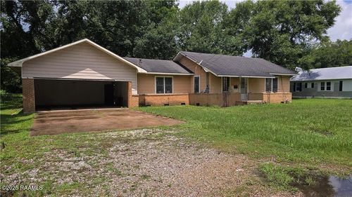 221 College Rd, Eunice, LA, 70535-6059 | Card Image