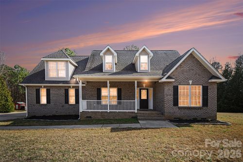 2766 Baird Rd, Clover, SC, 29710-9507 | Card Image