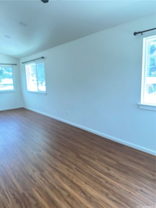 1396 Ala Aolani St, Honolulu, HI, 96819-1465 | Card Image