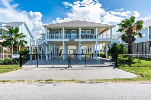 876 Kahla Dr, Crystal Beach, TX, 77650 | Card Image