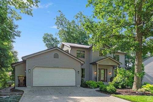10908 Brandy Oak Run, Fort Wayne, IN, 46845-9428 | Card Image