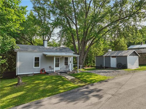 3009 33rd St, New Brighton, PA, 15066-2603 | Card Image