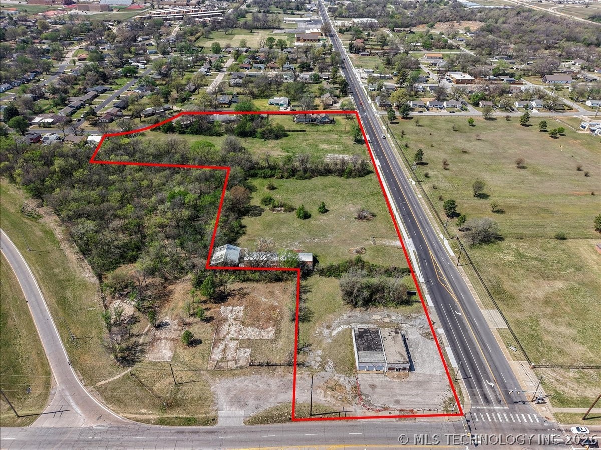 2494 N Lewis Ave, Tulsa, OK 74110