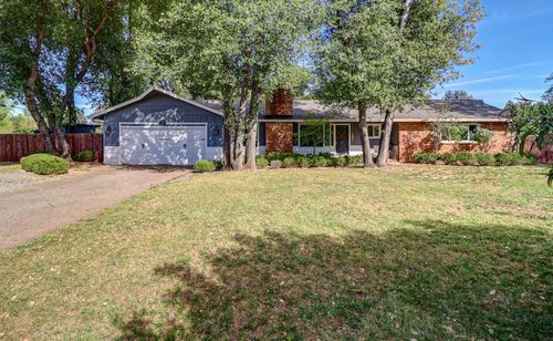 4001 Alta Mesa Dr, Redding, CA, 96002-3731 | Card Image