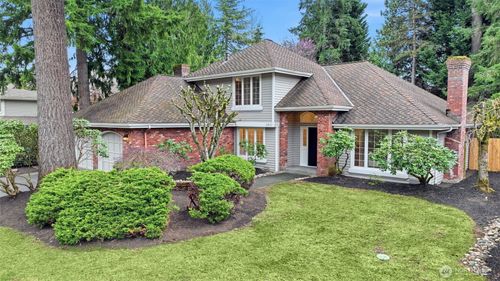 22113 Ne 23rd St, Sammamish, WA, 98074-4081 | Card Image
