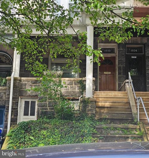 1032 N 4th St, READING, PA, 19601-1404 | Card Image