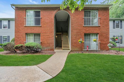 8-705 Zlotkin Cir, Freehold, NJ, 07728-4362 | Card Image
