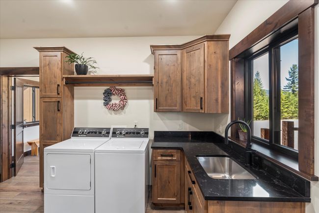 40149 Us Highway 2, House other with 6 bedrooms, 5 bathrooms and null parking in Libby MT | Image 25