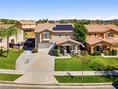 23710 Pepperleaf St, Murrieta, CA, 92562-3291 | Card Image