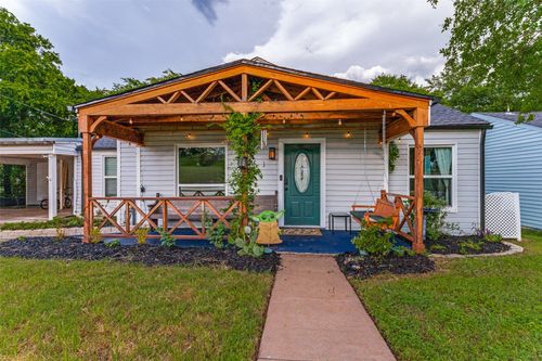 809 S Lamar St, Weatherford, TX, 76086-5113 | Card Image