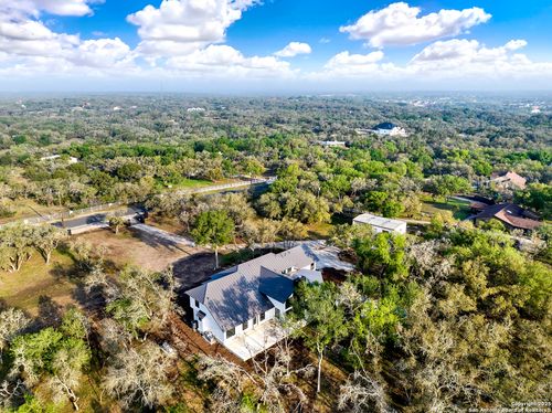 306 Rolling Oaks Ln, San Antonio, TX, 78253-5354 | Card Image