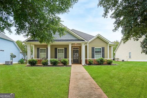 143 Fairway Dr, Newnan, GA, 30265-5648 | Card Image