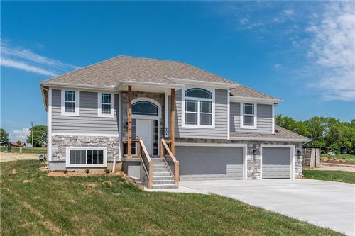 Lot 2 E Washington St, Tonganoxie, KS, 66086 | Card Image