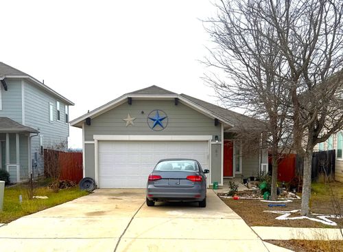 587 Twisted Oaks Ln, Buda, TX, 78610-3086 | Card Image