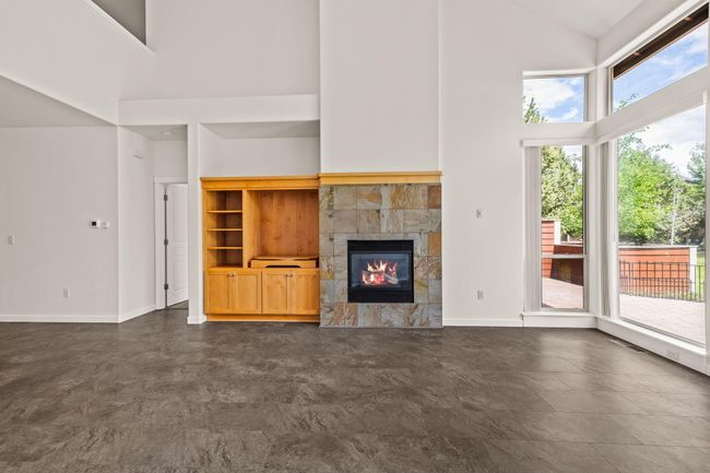 Great room | Image 15