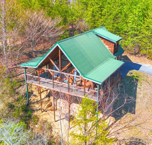 2010 Bird Ridge Road, Sevierville, TN, 37876 | Card Image