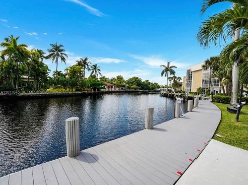 214-2970 Ne 16th Ave, Oakland Park, FL, 33334-5243 | Card Image