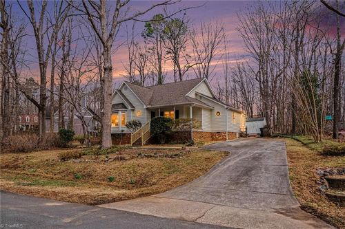 102 Twisted Ct, Hillsborough, NC, 27278-9332 | Card Image