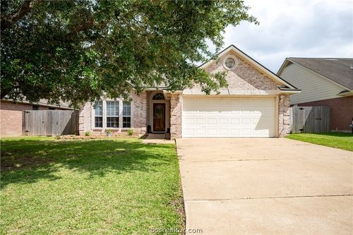 206 Bernburg Ct, College Station, TX, 77845-3949 | Card Image