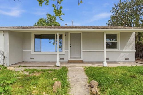 2436 Knoll Street, Sacramento, CA, 95815 | Card Image