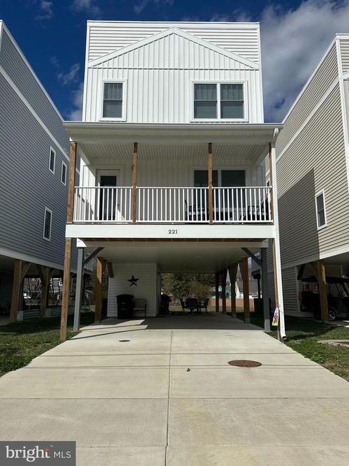 221 Wilder Ave. Avenue, COLONIAL BEACH, VA, 22443 | Card Image