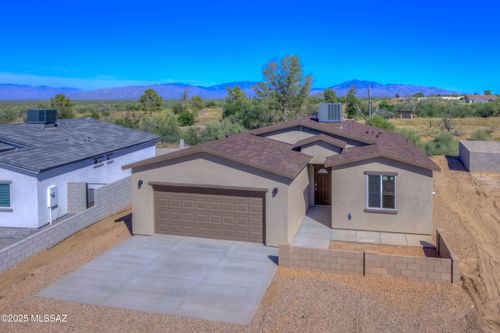 125 S Montgomery Ave, Corona de Tucson, AZ, 85641-2840 | Card Image