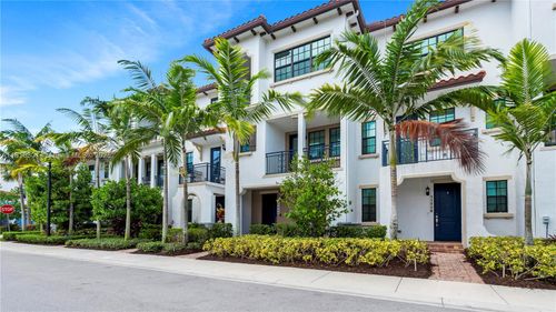 11530 Sw 13th Ct, Pembroke Pines, FL, 33025-4811 | Card Image