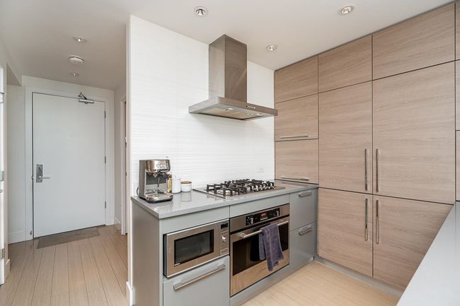 1007 - 7358 Edmonds St, Condo with 1 bedrooms, 1 bathrooms and 1 parking in Burnaby BC | Image 4