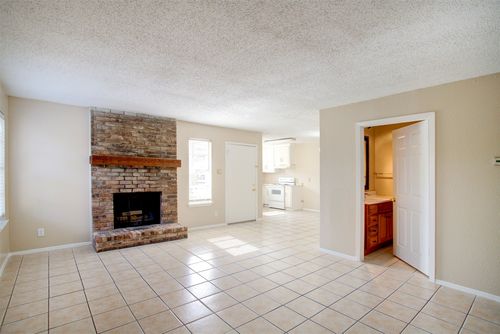 710-708 N Cooper St, Arlington, TX, 76011-7040 | Card Image