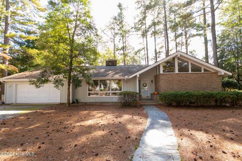 110 Burning Tree Road, Pinehurst, NC, 28374 | Card Image