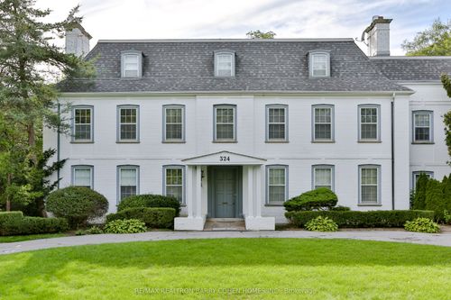 324 Old Yonge Street, North York, ON, M2P1R4 | Card Image