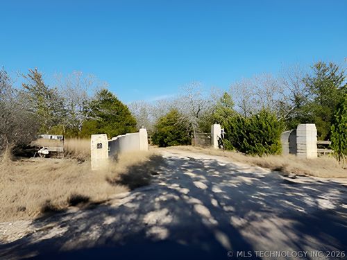 4539 Pleasant Rd, Ardmore, OK, 73401-6758 | Card Image