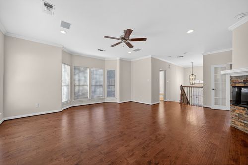 apt-j-5735 Richmond Ave, Dallas, TX, 75206-6871 | Card Image