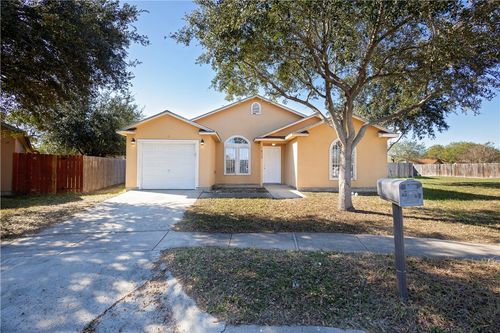 1833 Promise Ln, Corpus Christi, TX, 78412-4765 | Card Image