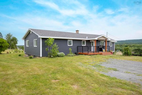 271 376 Highway, Central West River, NS, B0K1H0 | Card Image