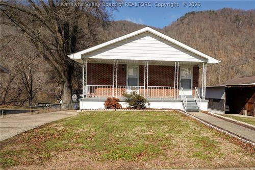 221 Morris Ave, Pratt, WV, 25162 | Card Image