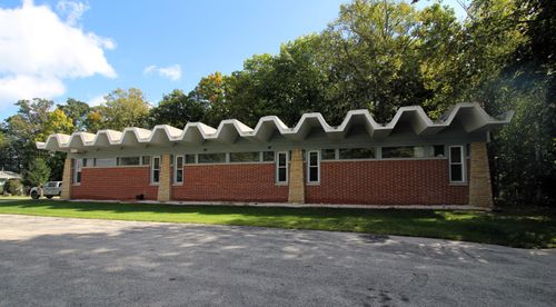 19010 W Main St, Lannon, WI, 53046-9702 | Card Image