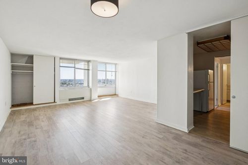 apt-1505-604 S Washington Sq, PHILADELPHIA, PA, 19106-4128 | Card Image