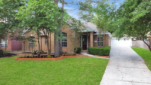 19 Long Springs Pl, The Woodlands, TX, 77382-1640 | Card Image