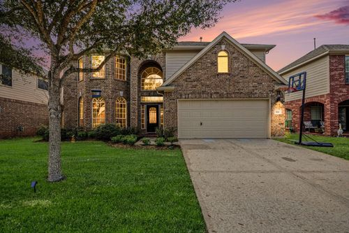 806 Dawn Ridge Way, Seabrook, TX, 77586-1746 | Card Image