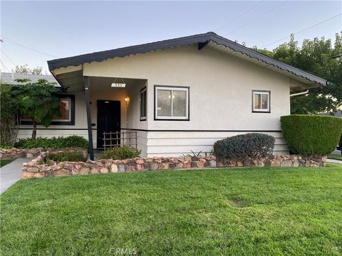 332 E Landsford, Lancaster, CA, 93535 | Card Image