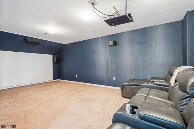 5 Holdman Pl, House other with 6 bedrooms, 5 bathrooms and null parking in Millstone Twp NJ | Image 36