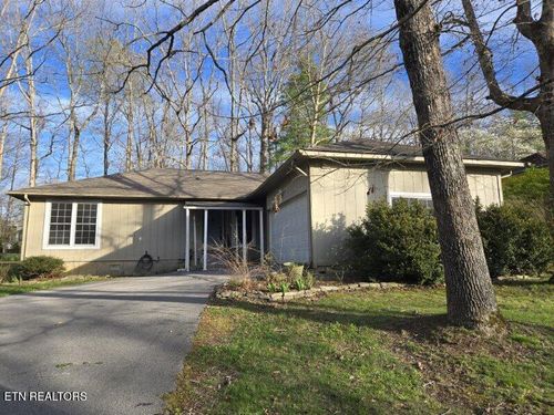 124 Lakeshire Dr, Crossville, TN, 38558-9002 | Card Image